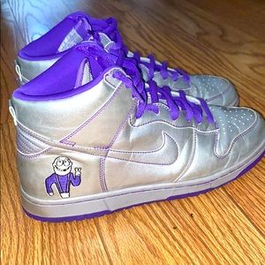 Nike Dino jr
